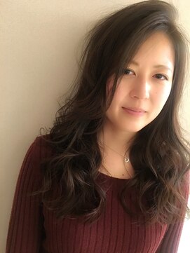 ロンド 銀座(Lond) ふわふわロングウェーブ 担当川瀬賢翁