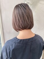 【ALLY 濱田】肩上,内巻きボブ × ミルクティー 20代/30代/40代