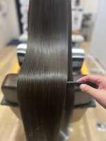 ミリール (Mireel)&nbsp;ロングヘアでも毛先までしっとり♪髪質改善★極みトリートメント