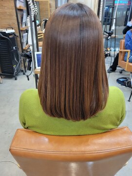 オーストヘアーベンヌ(Aust hair Bennu) 酸性ストレート