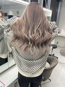 キング 梅田(K!ng) 梅田ハイライトカラー梅田バレイヤージュカラー梅田グレージュ