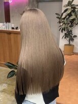 ヤーン(yarn.)&nbsp;艶ベージュ【赤堀友哉】