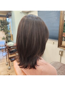 エルムトウキョウ(ELM Tokyo) ナチュラルな外ハネのくびれスタイル☆