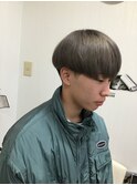 濃い目シルバーでブリーチ後でも色が長持ち!