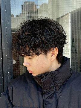 アノ(Ano.) 大分シャドウパーマメンズマッシュ波巻きパーマツイストパーマ
