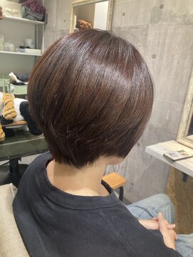 パダ(PADA) ショートボブ