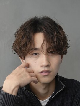 フィフス トウキョウ (fifth TOKYO) 渋谷シャドウパーマメンズカットセンターパートウルフマッシュ