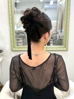 ヘアアンドメイクジップ恵比寿 (Hair＆Make ZIP)&nbsp;お団子カールアップ　ヘアセット