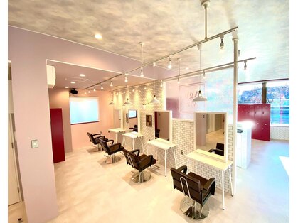 アグ ヘアー ヴィズ 旭川永山店(Agu hair viz)の写真
