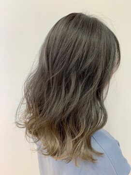 ジーナ 新宿(Zina) ナチュラルベージュグラデーション♪
