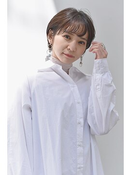 レブリイゼンコー イオンモール幕張新都心店(Reverie ZENKO) アッシュカラー×小顔ショート