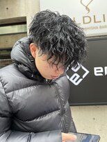 イーラ(era)&nbsp;前下がり×マッシュ×ツイストスパイラルパーマ