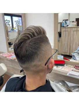 ライズヘアー(RISE HAIR) ハードパート＋ハイライト