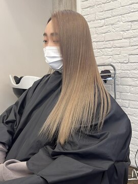 ログ オモテサンドウ(L.O.G OMOTESANDO) 『 ケアブリーチ 』ミルクティーアッシュ 10代20代 表参道