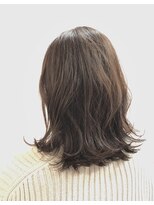 リゾーム 新小岩店(Rhizome) 小顔に見せるオリーブカラーヘアー
