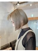ボブ／ミルクティーベージュ／ショート