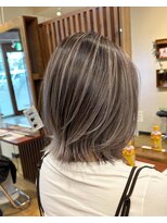 ブリッツレボルト(BLITZ R EVOLUT)&nbsp;王道グレージュ　バレイヤージュ　ボブ　20代30代40代50代