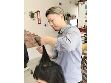 町上津役の美容室
