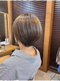 ショートボブ