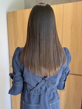 STEP 8｜高濃度水素カラーで髪の内側から美しく、色持ちの良いカラー＊＊