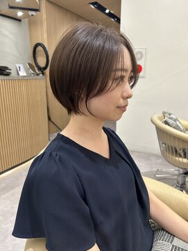 ロンドプロフィール 浦和(Lond profil) 大人可愛い20代30代40代黒髪前下がりショートボブ丸みショート◎