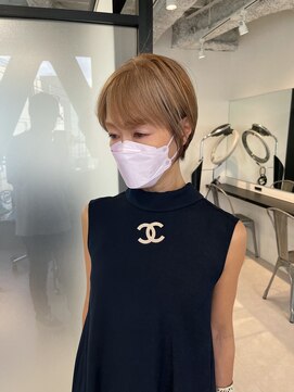 くびれショートボブ40代50代グレイカラー白髪染め白髪ぼかし