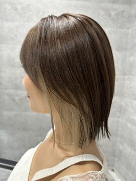 ルイス(L'wis) レイヤーボブ+インナーカラー♪朝長