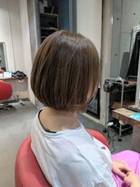 アリイ(ali'i) 白髪ぼかし×ボブ
