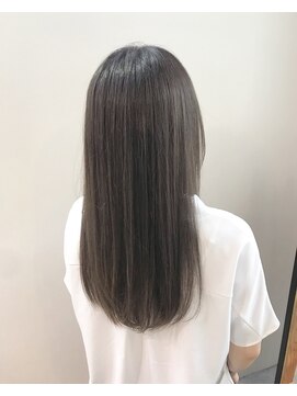 ナット(Nat) ダークグレージュ