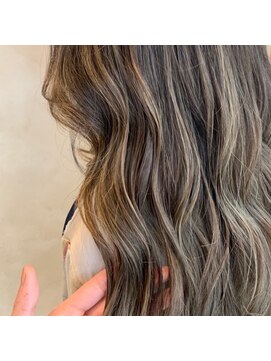 ロロネー(Lolonois) 【Lolonois野田】コントラストハイライト