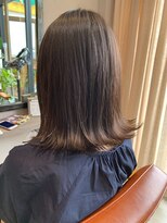 クルニエ(crenier)&nbsp;crenierで作るラベンダーアッシュの重めボブ●