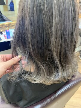 コワファースト  させぼ五番街店(COIFF1RST) 筋感たっぷり3Dカラー★★