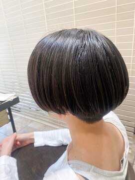 ネオリーブアオバ 高田馬場店(Neolive aoba) 刈り上げハンサムショート