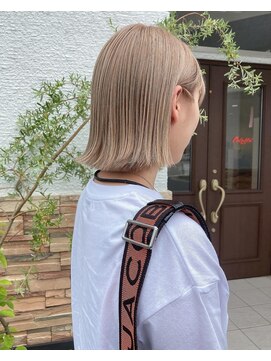 コレットヘア(Colette hair) お肌に馴染むミルクベージュ