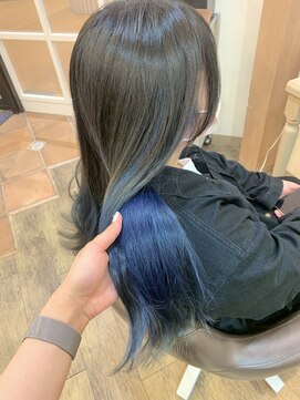 アルターリール(aL ter Rire) ブルーアッシュ/インナーカラー/福原遼華