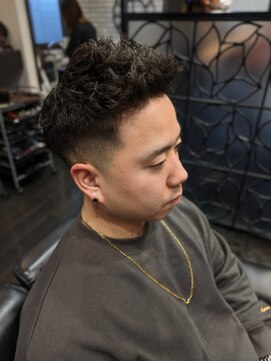 ヒロザバーバー(HIRO THE BARBER) フェード×パーマ　宇部市/理容室/理容院/メンズカット