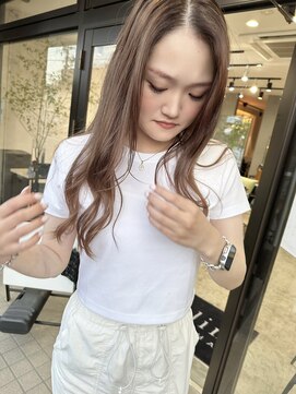 ヘリム(HELIM) 【石川尚之】明るめミルクティーカラー ロングレイヤー