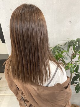 ネオリーブカフ 鶴ヶ峰店(Neolive caff) 柔らかフォギーベージュ