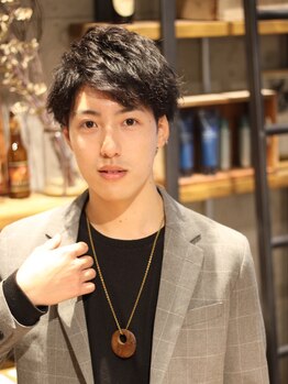 クオンヒール 堺筋本町店(QUON HEAL)の写真/北浜■<大人気メンズサロン>再現性の高いカットが得意☆平日22時まで営業＆駅近で仕事帰りにも通いやすい◎