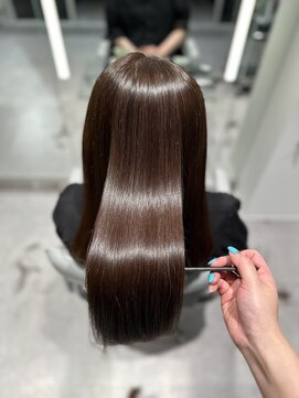 ユニック ウメダ(unique UMEDA) 髪質改善/ストレート/縮毛/梅田/茶屋町/20代