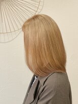 エフヘア レヴェリー(Fhair reverie)&nbsp;セミロングワンレングス＋サンドベージュ系ブロンド