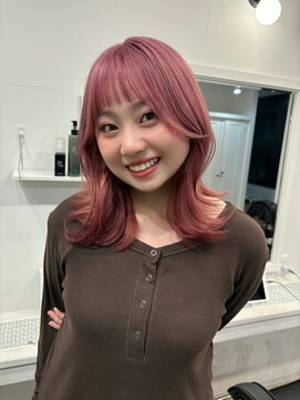 ヴィア(Via) 10代20代30代/ピンクカラー/レイヤーカット/髪質改善
