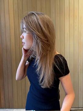 ブクレット(Bouclettes) 外国人風カラー/ライトベージュ/レイヤーカット