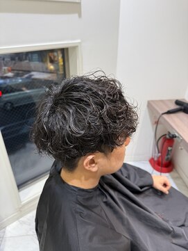 レアリバイケンジ(leali by KENJE) シャドウパーマ