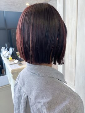 福山人気20代30代40代切りっぱなしボブワインレッド
