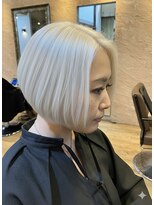 ディアス(DIAS)&nbsp;【透明感MAX】プラチナブロンド×ミニボブ