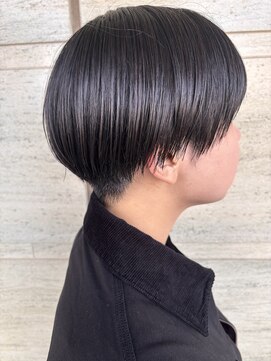 エイチ ヘアアンドメイク(eich hair&make) 刈り上げハンサムショート