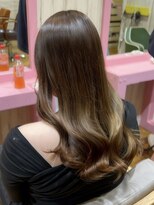 ロア バイ アヴァンス 天王寺店(Lowa by avance.)&nbsp;【切りっぱなしロング】×【グラデーション】×【髪質改善】