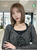 ナチュラルな切りっぱなしボブ×透明感ブラウン