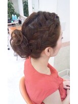 ブリエ(briller)&nbsp;両サイド大き目編みこみ　カジュアルアップ